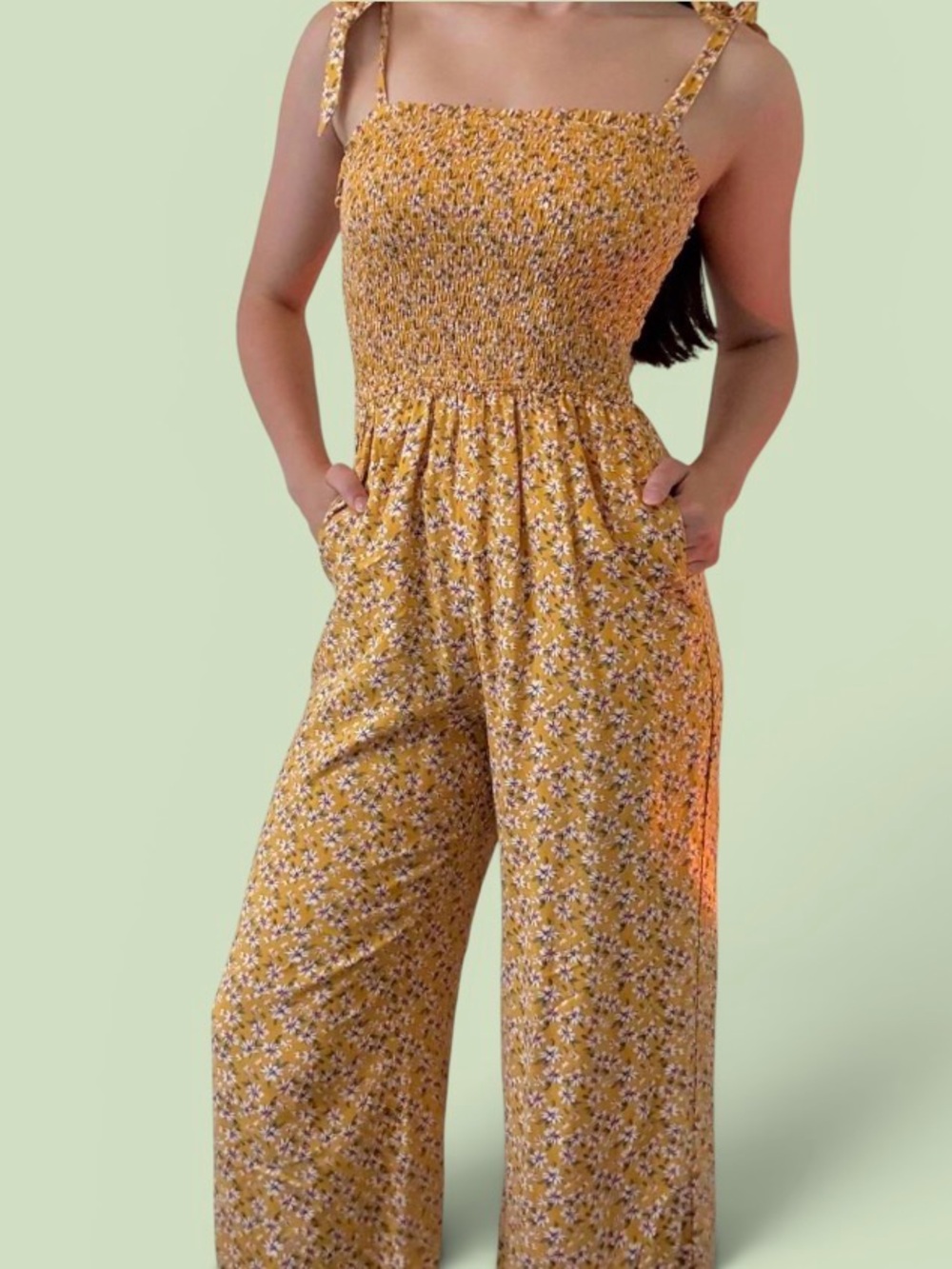 Hollister Yellow Daisy Floral Smocked
Wide-Leg Romper Jumpsuit Jumper M